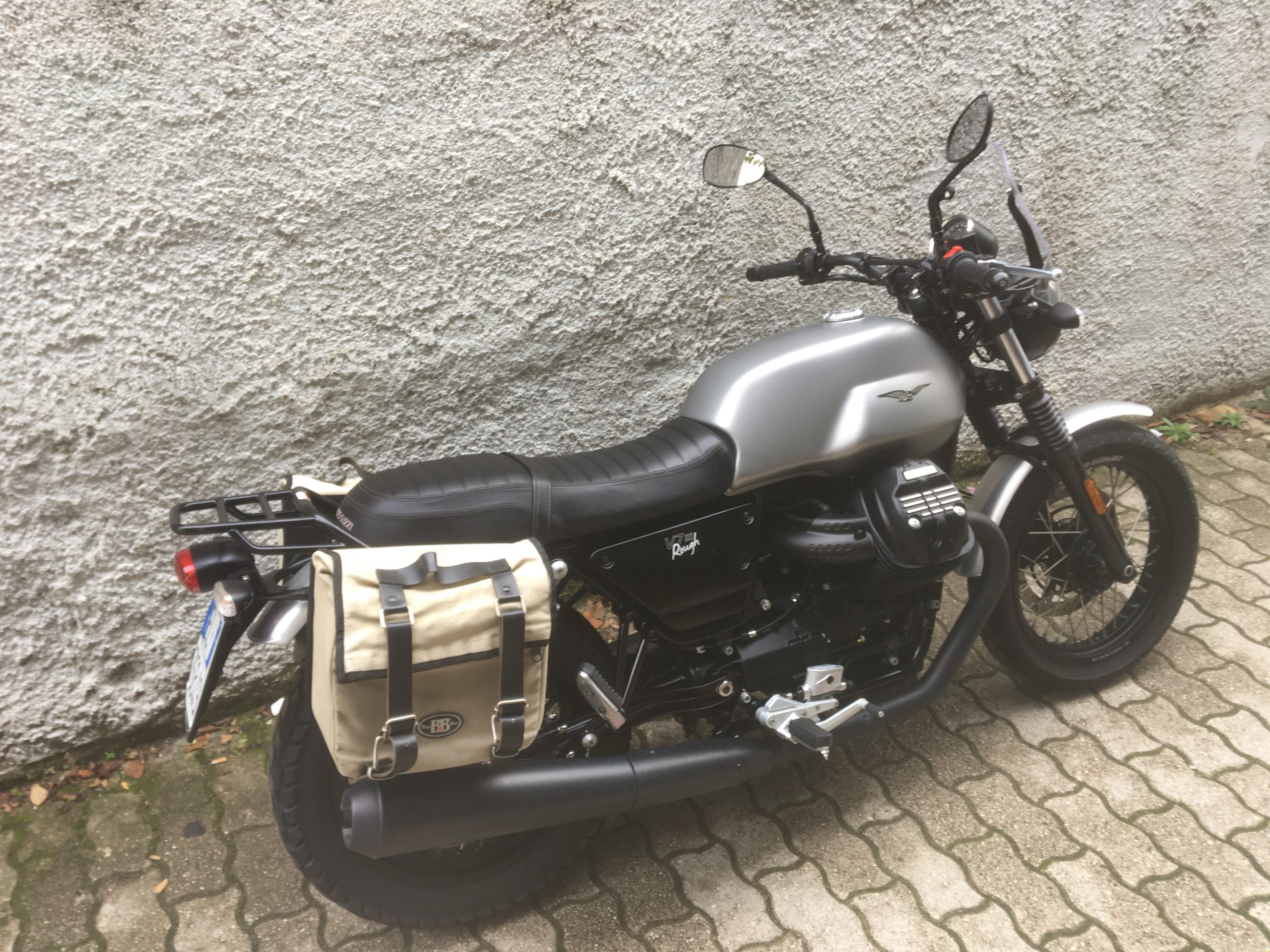 Moto Guzzi V7 III Rough (06/2018) – Km 10700