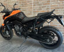 KTM 890 Duke (08/2021) – Km 23443