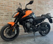 KTM 890 Duke (08/2021) – Km 23443
