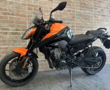 KTM 890 Duke (08/2021) – Km 23443