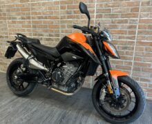 KTM 890 Duke (08/2021) – Km 23443