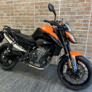 KTM 890 Duke (08/2021) - Km 23443