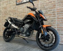 KTM 890 Duke (08/2021) – Km 23443
